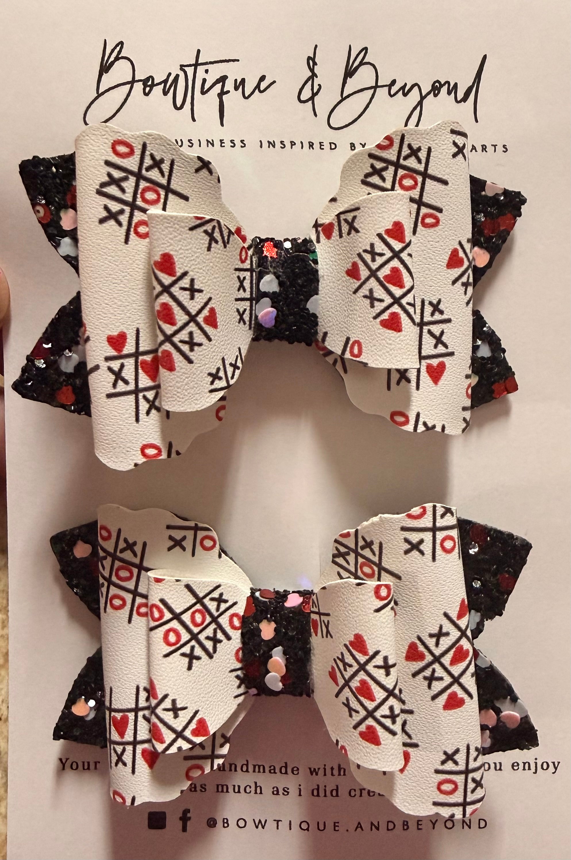 Tic Tac Love Clip Set