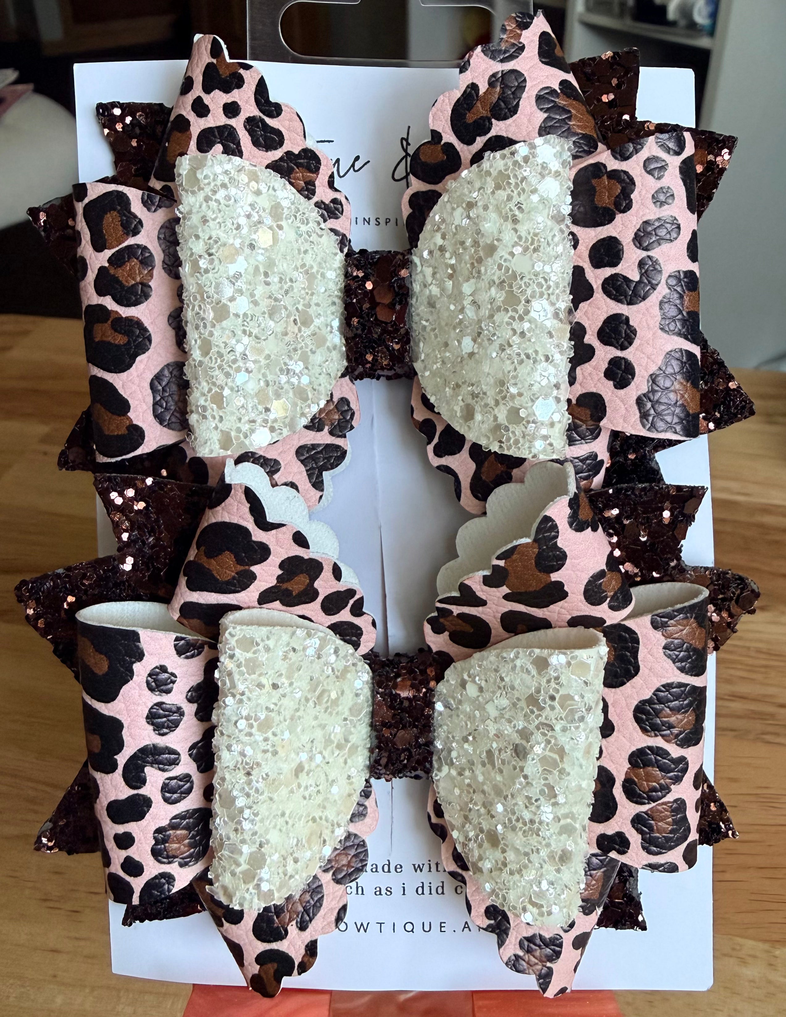 Blush Wild Sparkle Bow Clip