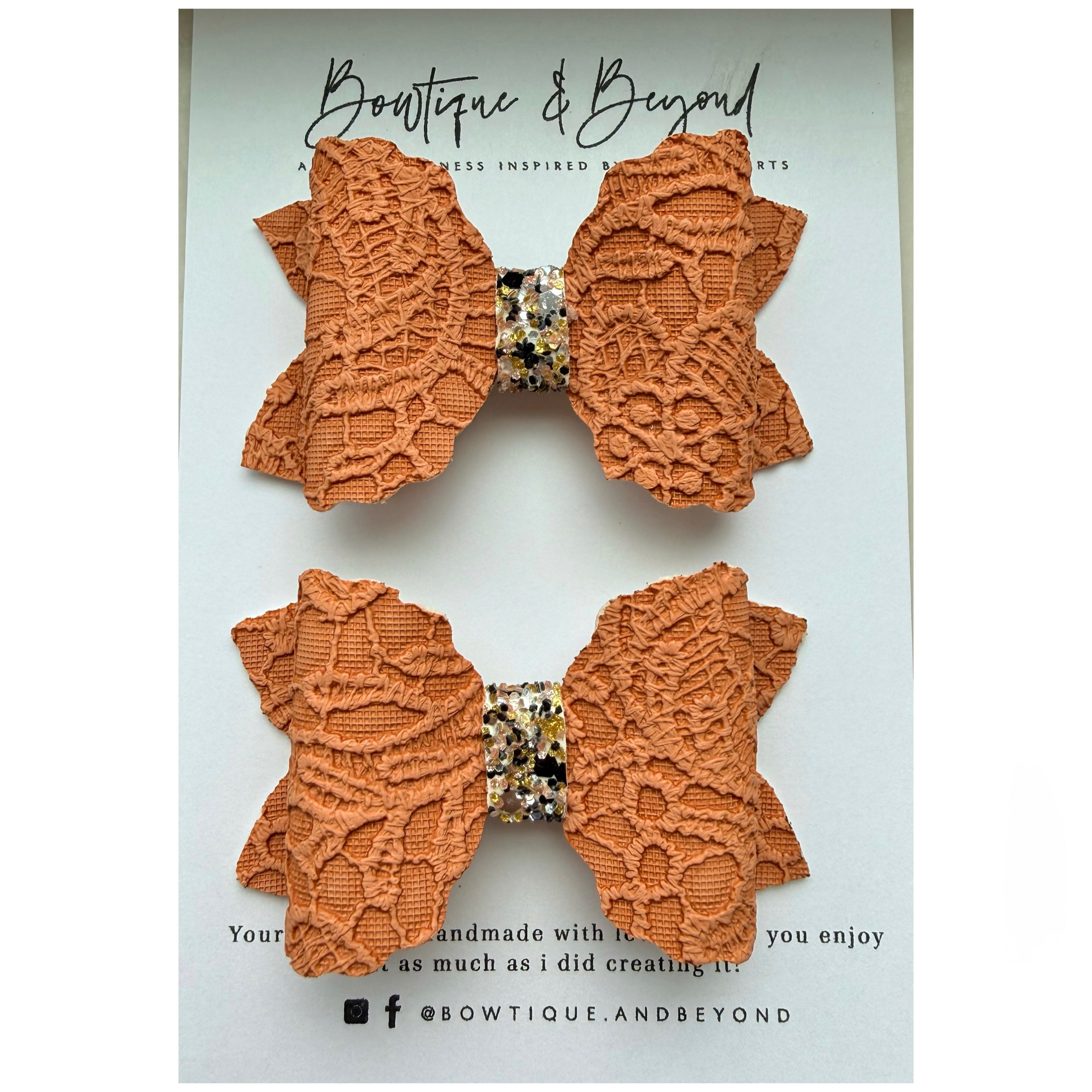 Pumpkin Chai Bow