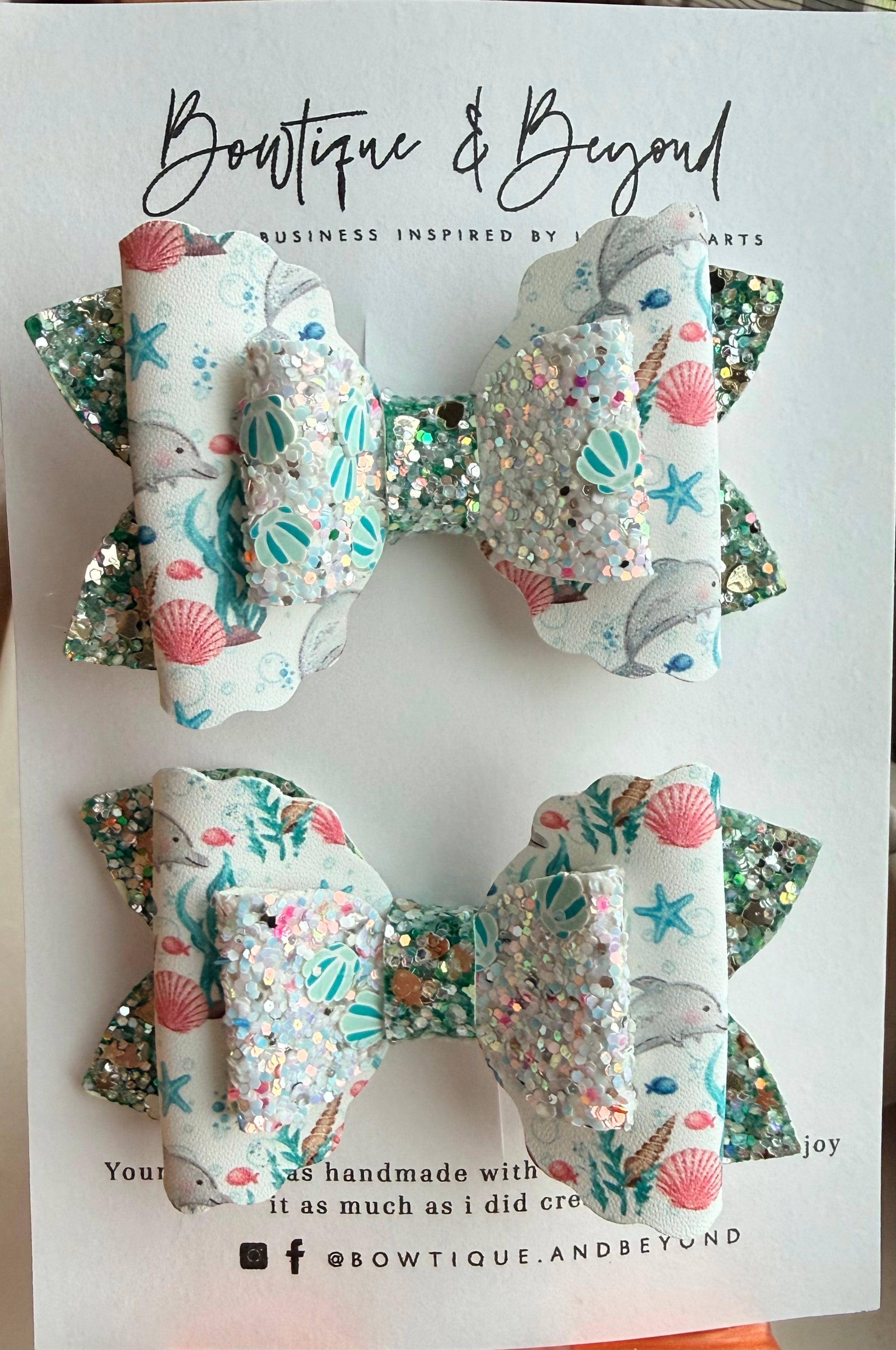 Dolphin Sparkle Clip Set