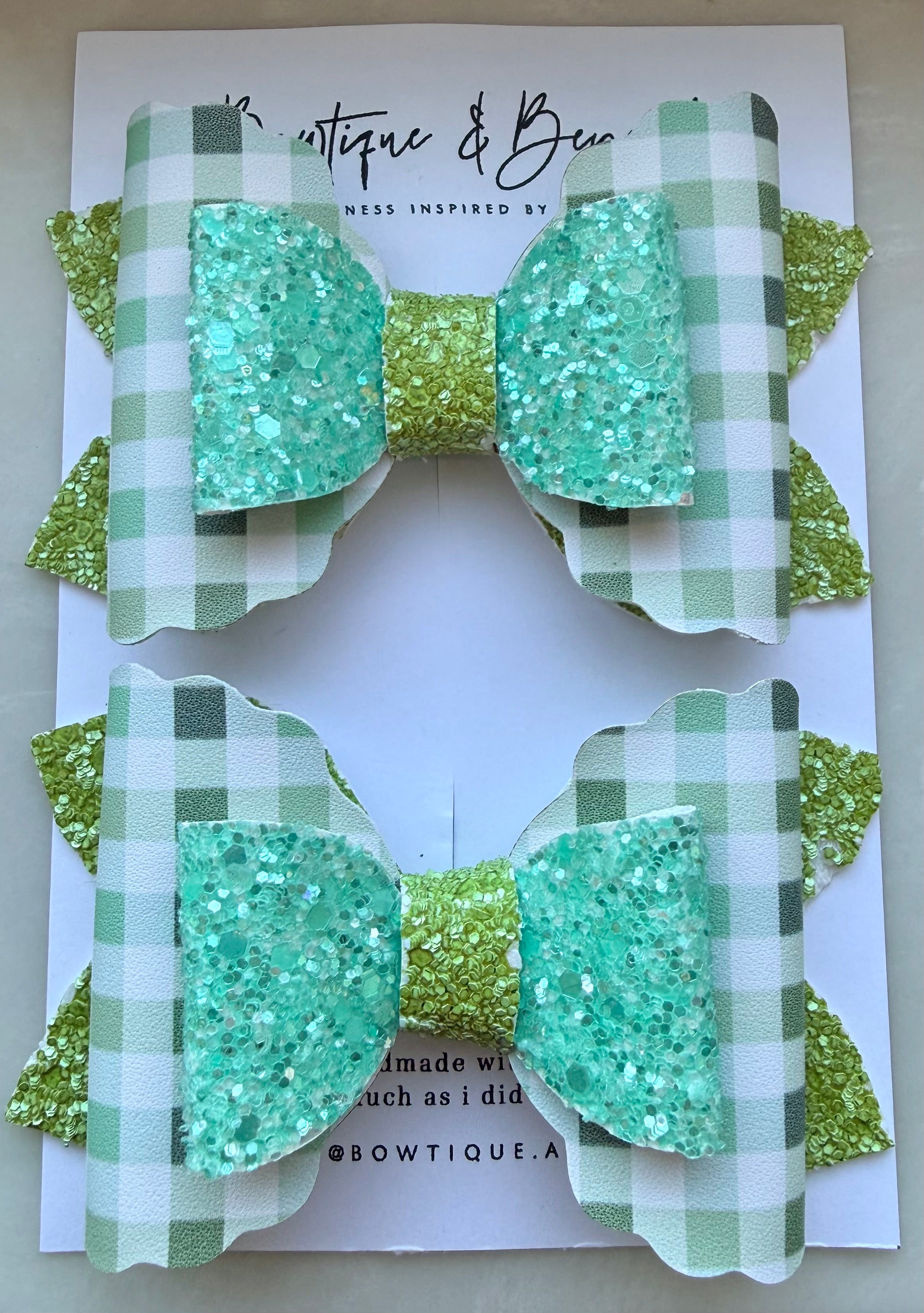 Minty Lucky Bow Clip