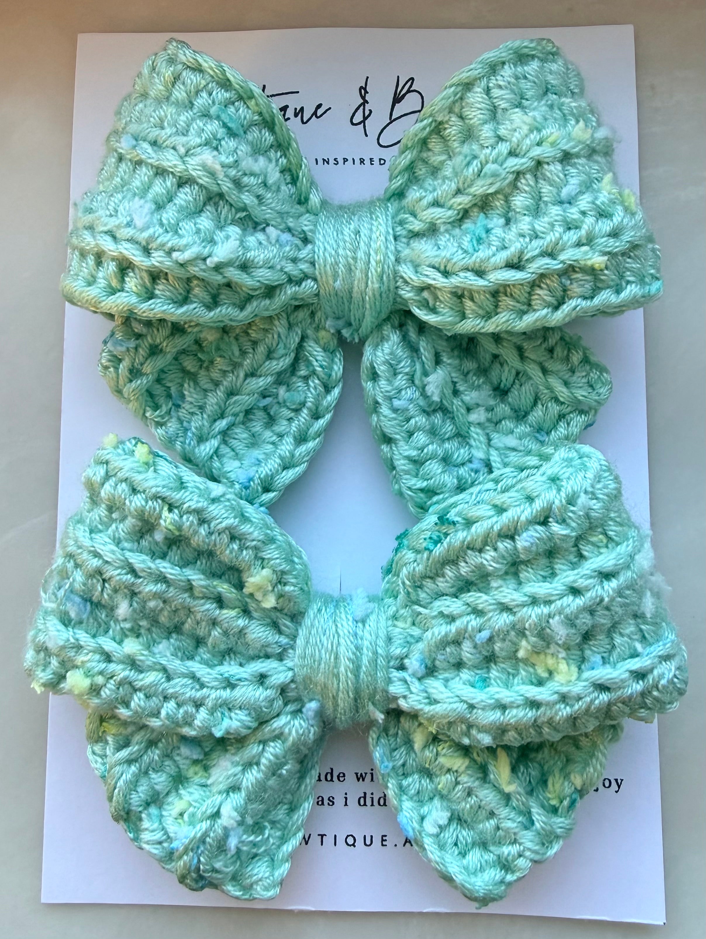 Minty Sprinkle Bow Clip