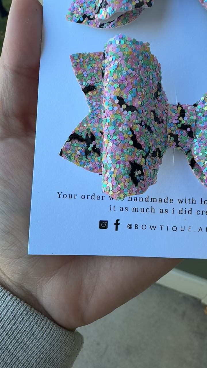 Pastel Bats Clip Set